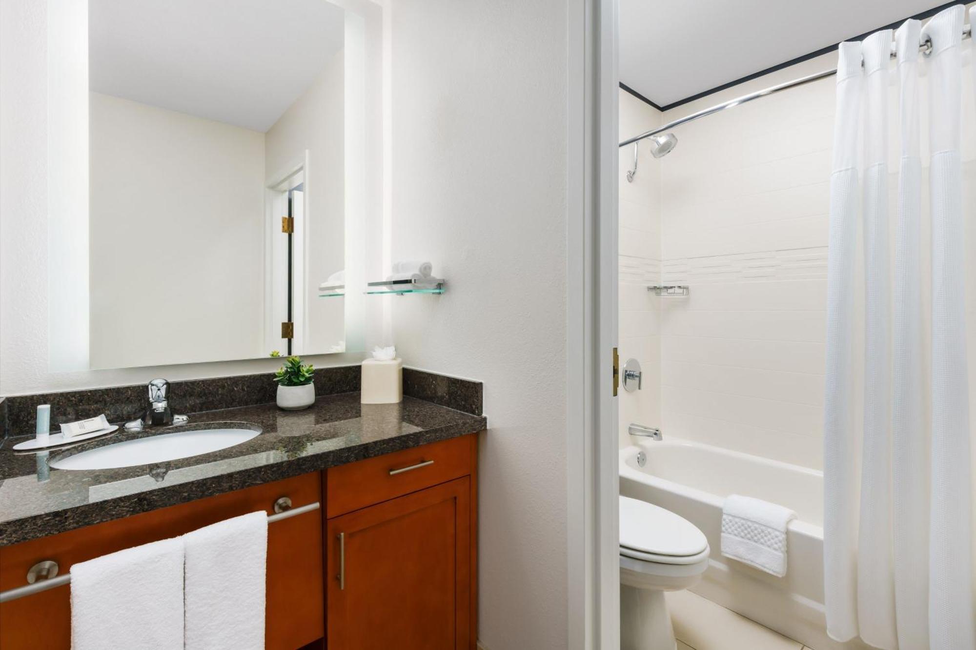Residence Inn Atlanta Downtown Bagian luar foto